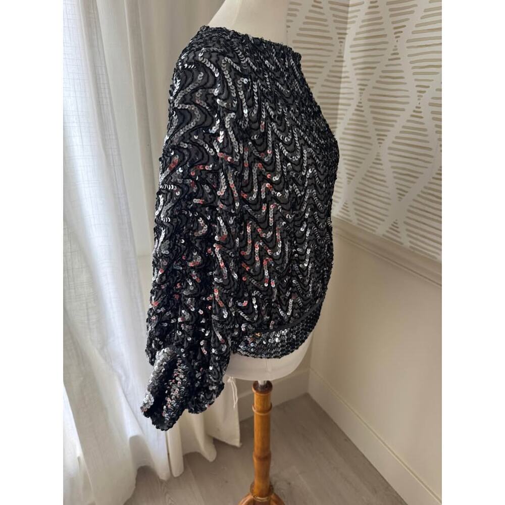Sakowitz Medium Vintage Black & Silver Sequin Balloon Sleeve Stretchy Top - Picture 5 of 8